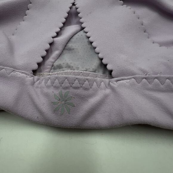 Athleta Chakra Scallop Sports Bra Lot Of 2 Sz XL Purple & Black Gorpcore Workout - Picture 4 of 9